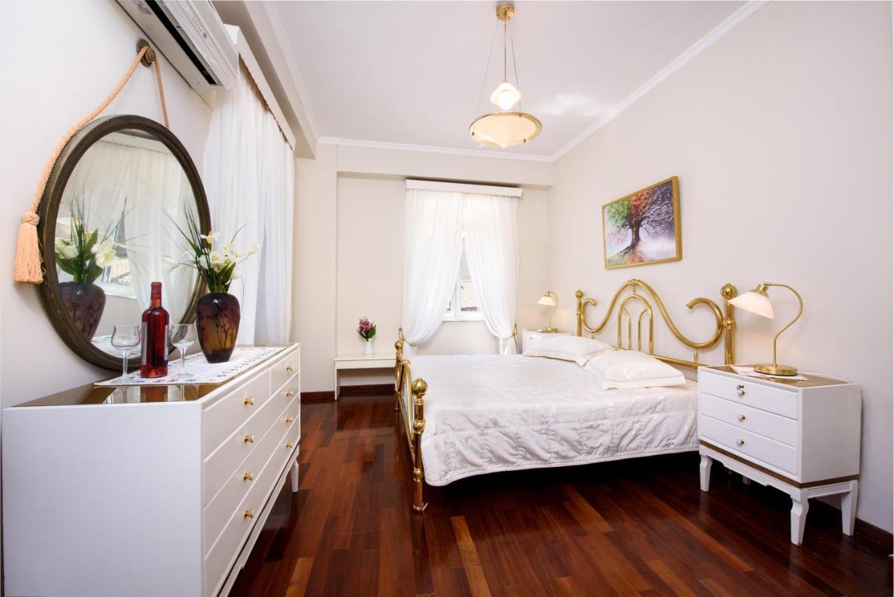 Apartament The Old Mansion Sinarádes Zewnętrze zdjęcie