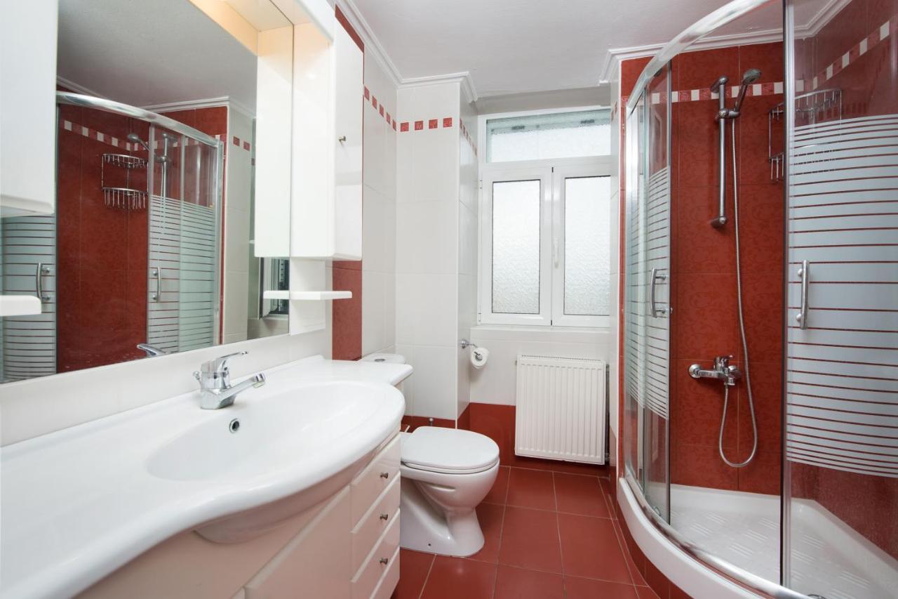 Apartament The Old Mansion Sinarádes Zewnętrze zdjęcie
